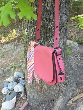 Coach 1941 SADDLE BAG &COACH VINTAGE SILK SCARF